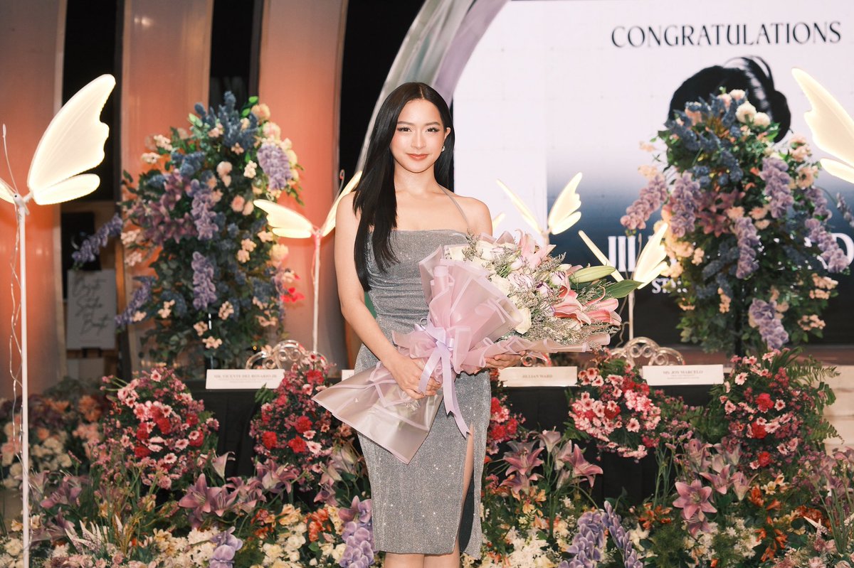 Sparkle GMA Artist Center tweet media