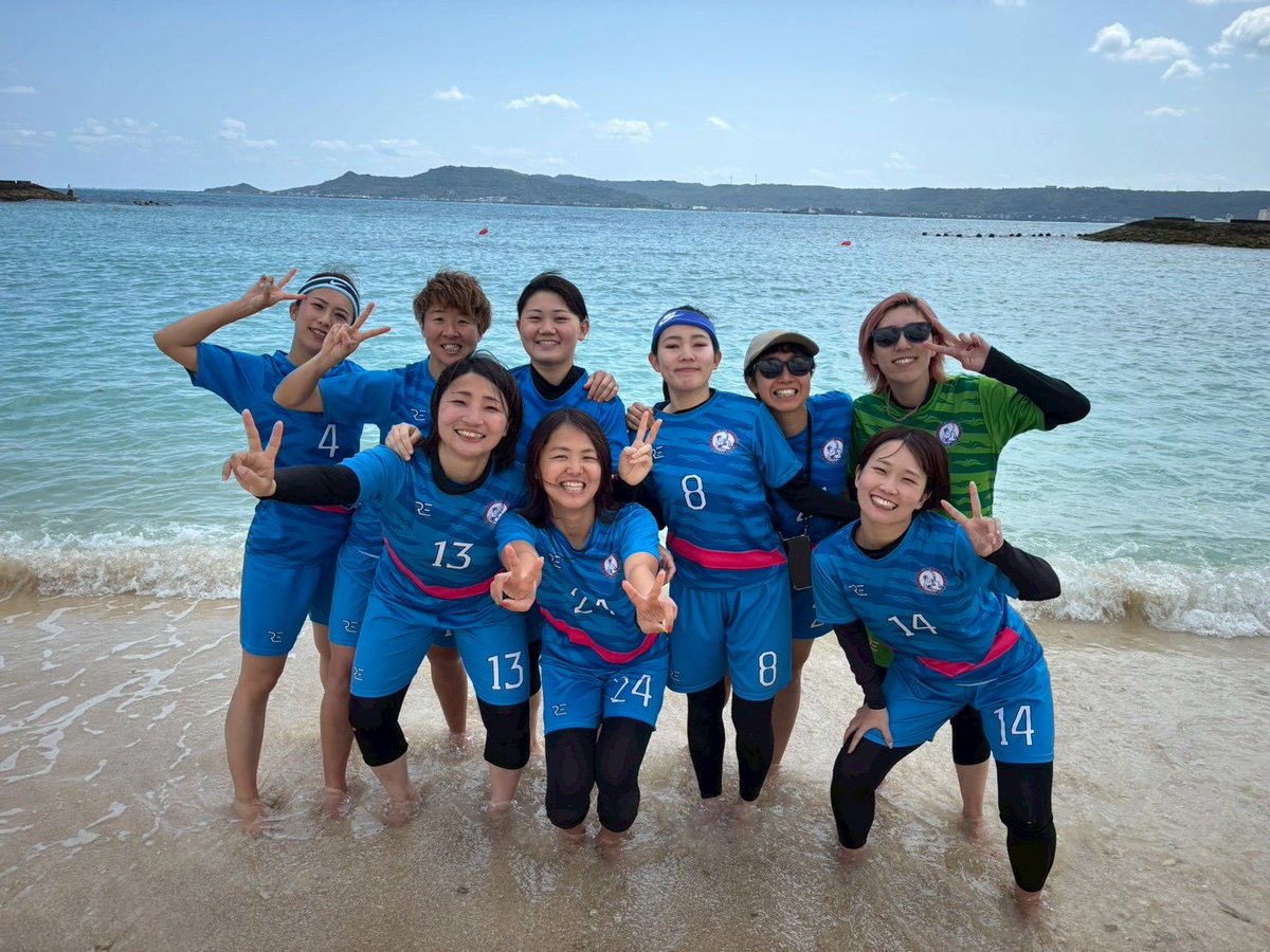 TrumpetRen's tweet photo. 3/22（日）

15:00頃より大蔵海岸で
MUSE OSAKA VIOLA
とヴィアティンBSとエキシビションマッチを
行います。

当日は午前中から
MUSE CUPとしてU-15.中学生たちの
ビーチサッカー大会を行います！

是非見に来てください！
ビーチサッカーを普及したいです！ https://t.co/a40EdhJKpe