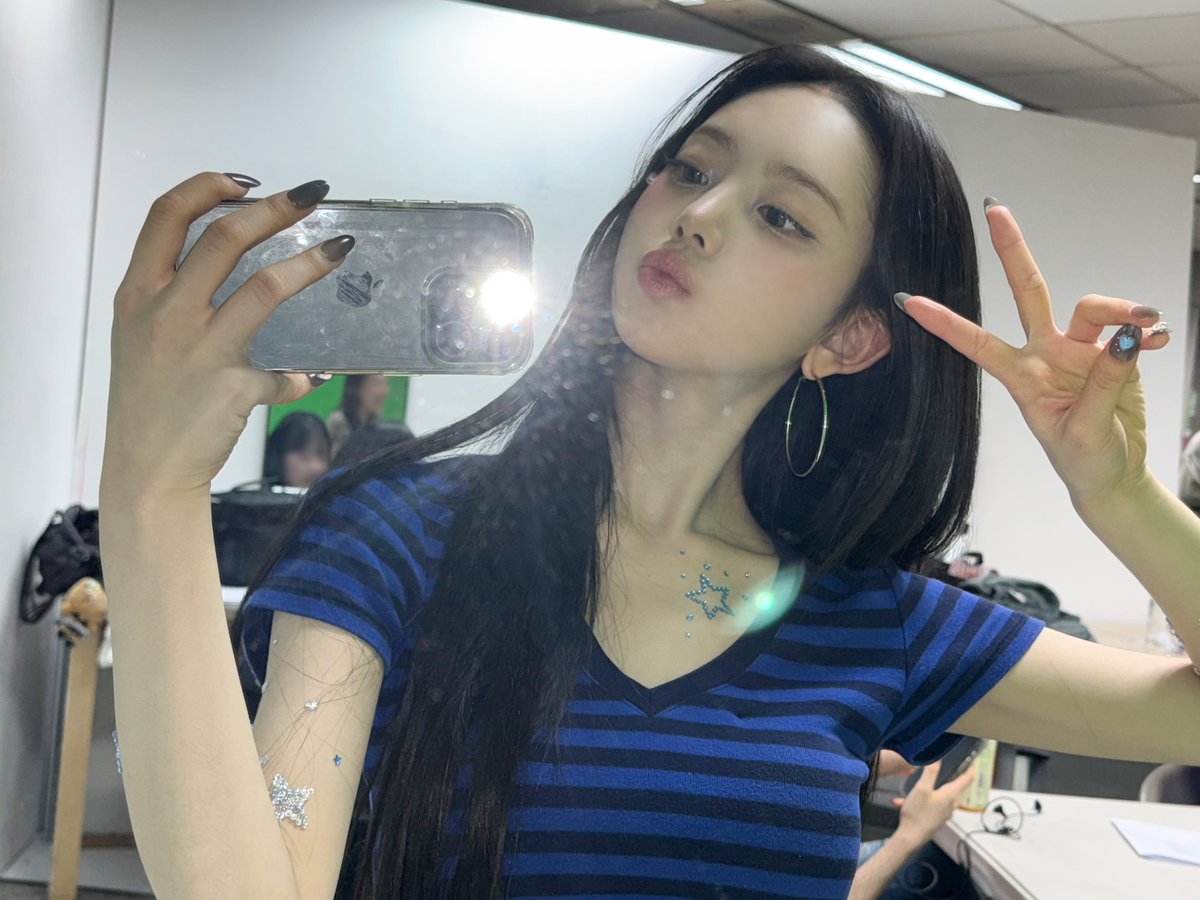 델룰루랄라 🏹💙
 
#KiiiKiii #키키 #LEESOL #이솔