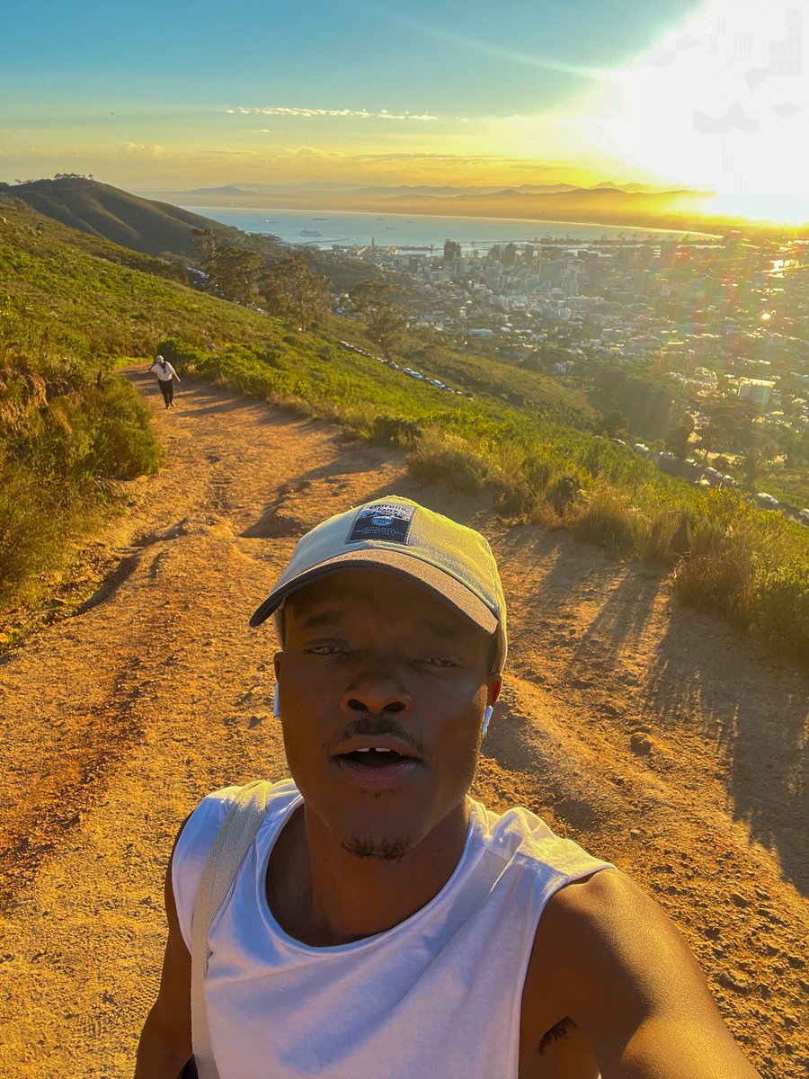 Cape Town Twins tweet media