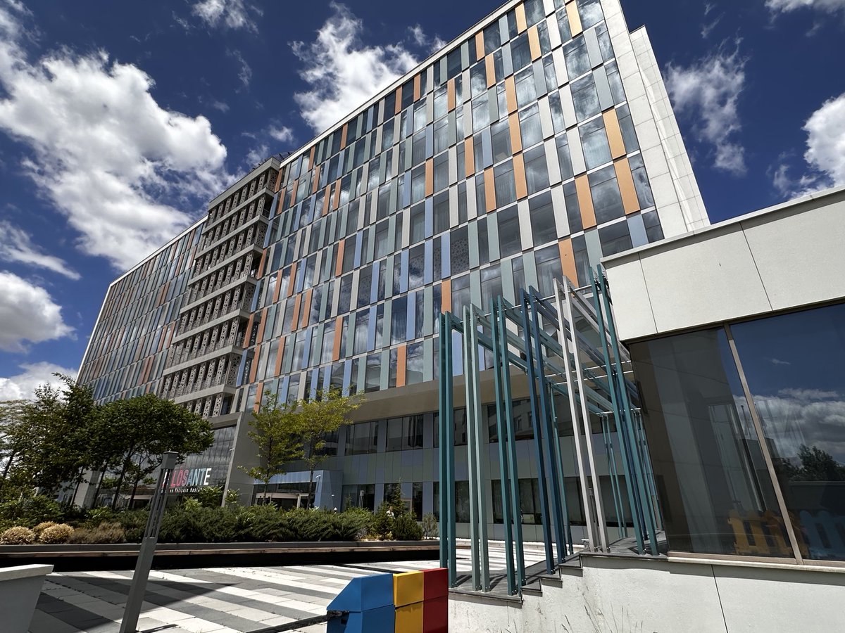 Ülkemizin hasta odaklı ,
en mükemmel , en teknolojik , enfeksiyonsuz, komplikasyonsuz , tüccar olmayan, en güler yüzlü,
Bebek ve çocuk dostu hastanesi olarak , halkın oylarıyla 
LÖSANTE HASTANEMİZ seçilmiş ve 2027 DÜNYANIN EN İYİ HASTANELERİ yarışmasına aday gösterilmiştir.
👏🤗