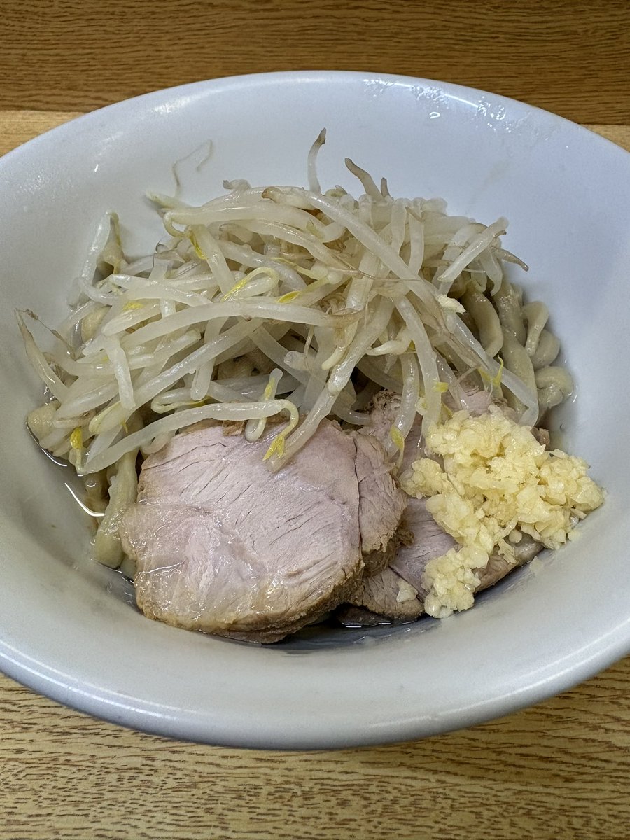 IntegralBirth's tweet photo. 久しぶりに来れた新代田二郎
プレミアム汁なしを選択
ああ^〜うますぎるッピ！ https://t.co/wxCDYjuWtp