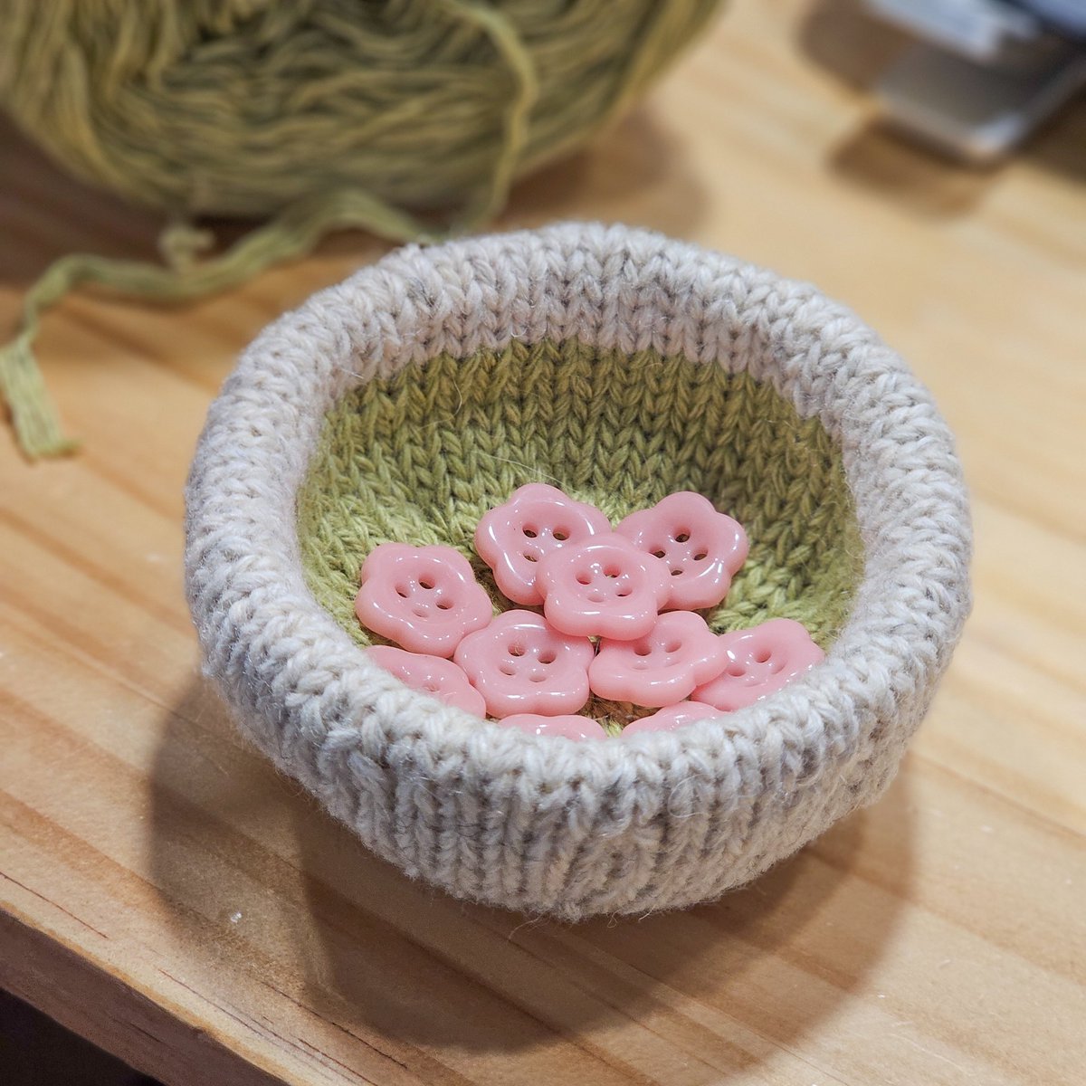 니터스웨더 tweet media