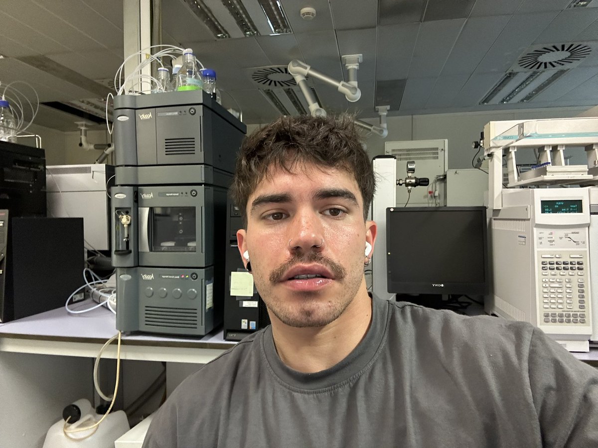 ene minúsculo tweet media