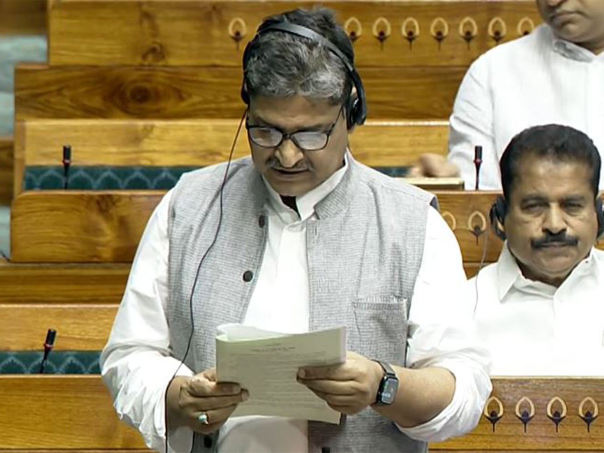 ani_digital's tweet photo. Parliament Budget Session: 10 hours allotted to debate no confidence motion against LS Speaker
Read @ANI Story | https://t.co/GX0uK21IvV
#ParliamentBudgetSession #NoConfidenceMotion #LSSpeaker https://t.co/POR5TphJBS