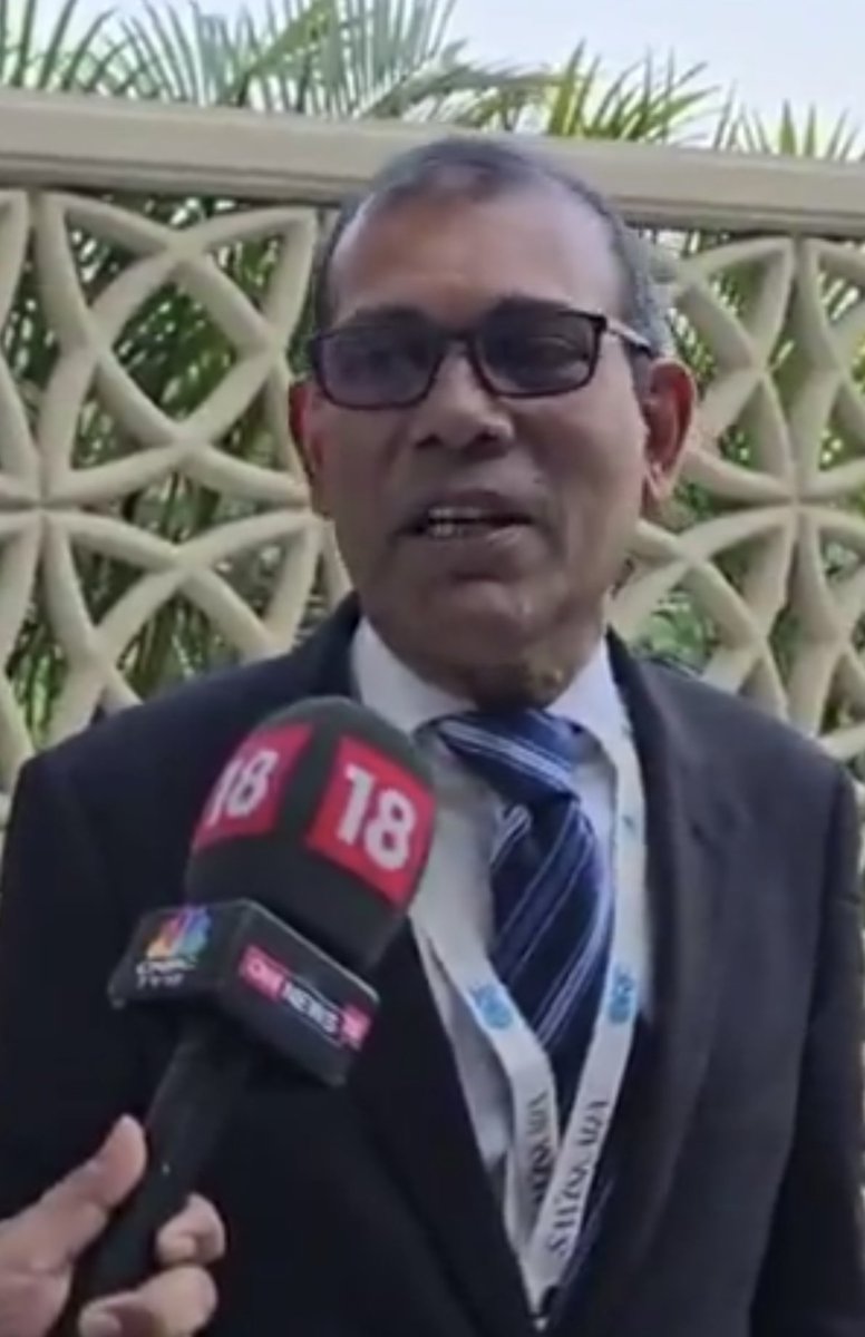 guy who tore his ACL playing frisbee tweet media