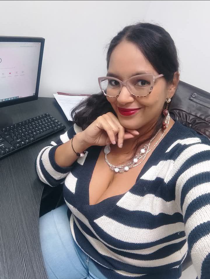 bullydecuckss's tweet photo. Karla María Guzmán mami de un cuckson https://t.co/IUzKzaTg8s