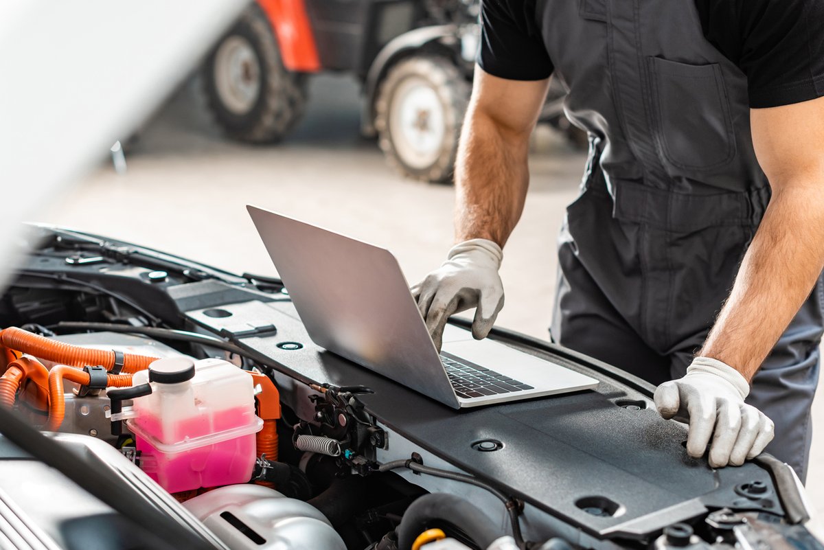ETAuto's tweet image. 🛻@autoroxglobal  joins hands with @boodmo_In to create digitally connected aftermarket ecosystem🚘

Read at:
auto.economictimes.indiatimes.com/news/aftermark…

#Autorox #Boodmo #aftermarket #caraftermarket #ETAuto