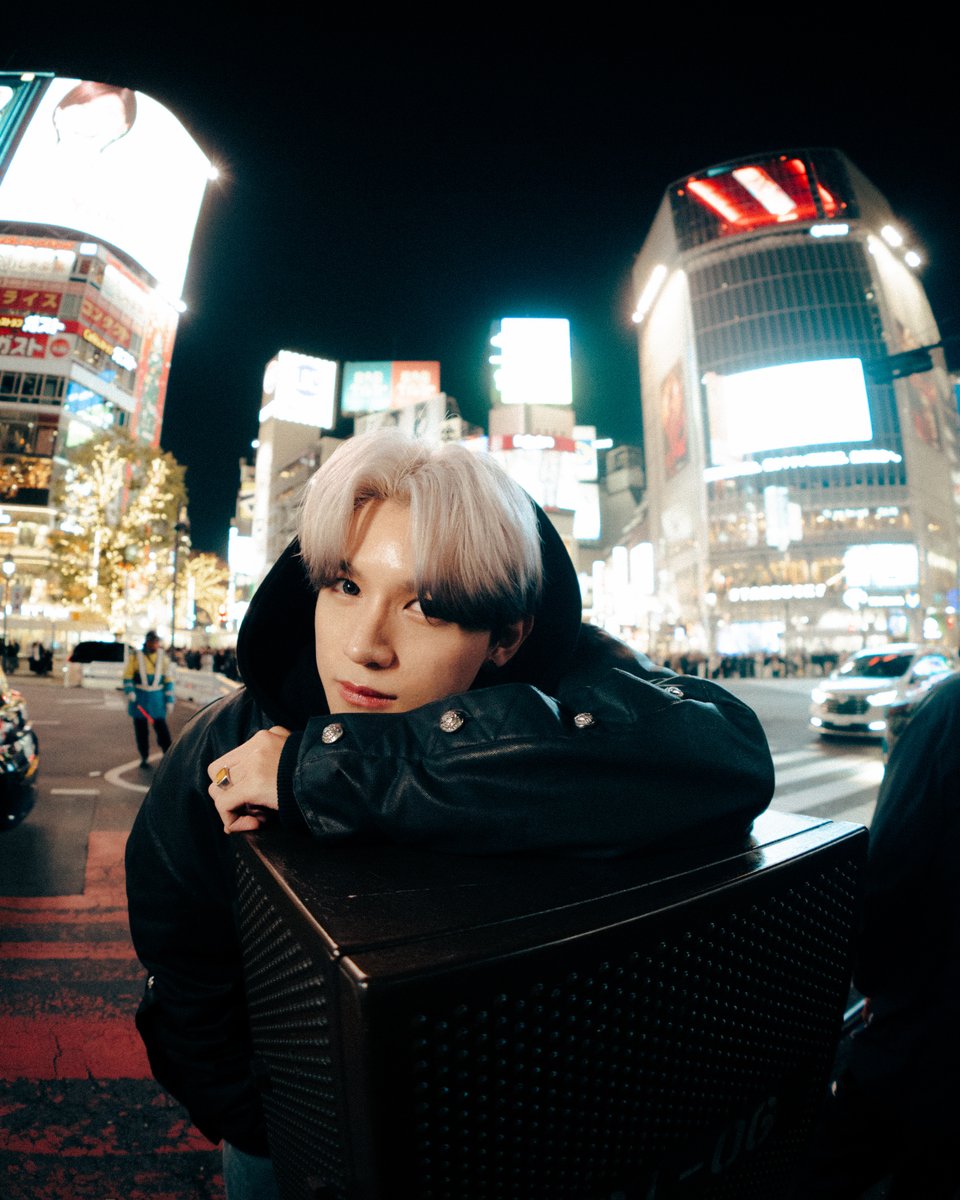 ONE OR EIGHT tweet media