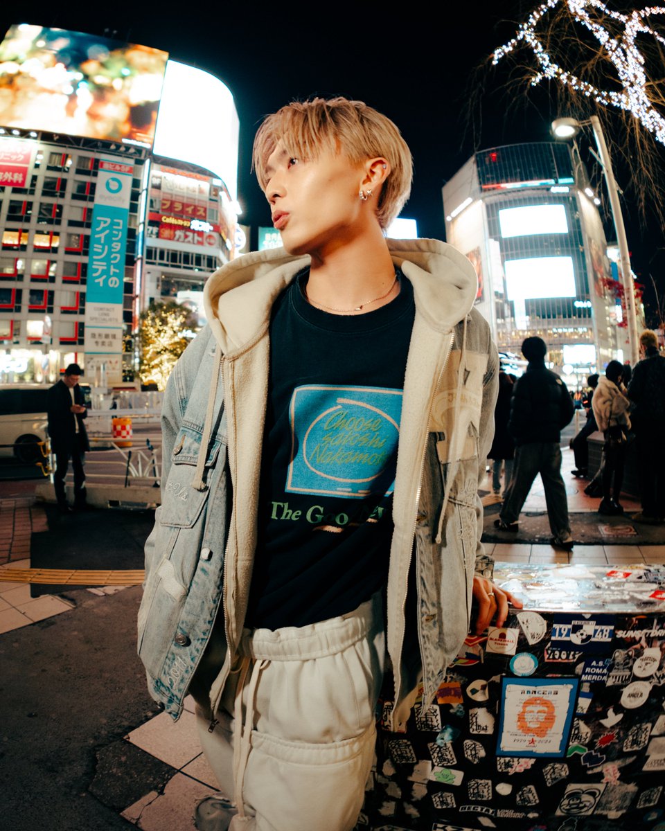 ONE OR EIGHT tweet media