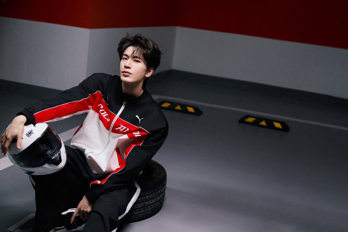 ร้องไห้ละ พี่หล่อเกิน