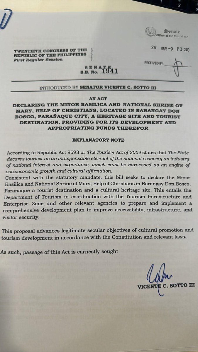 DeusXMachina tweet media