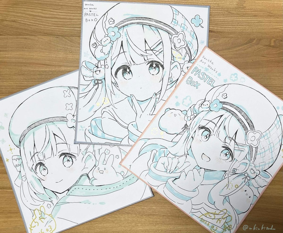 イラスト展用の色紙を描きました…！☺