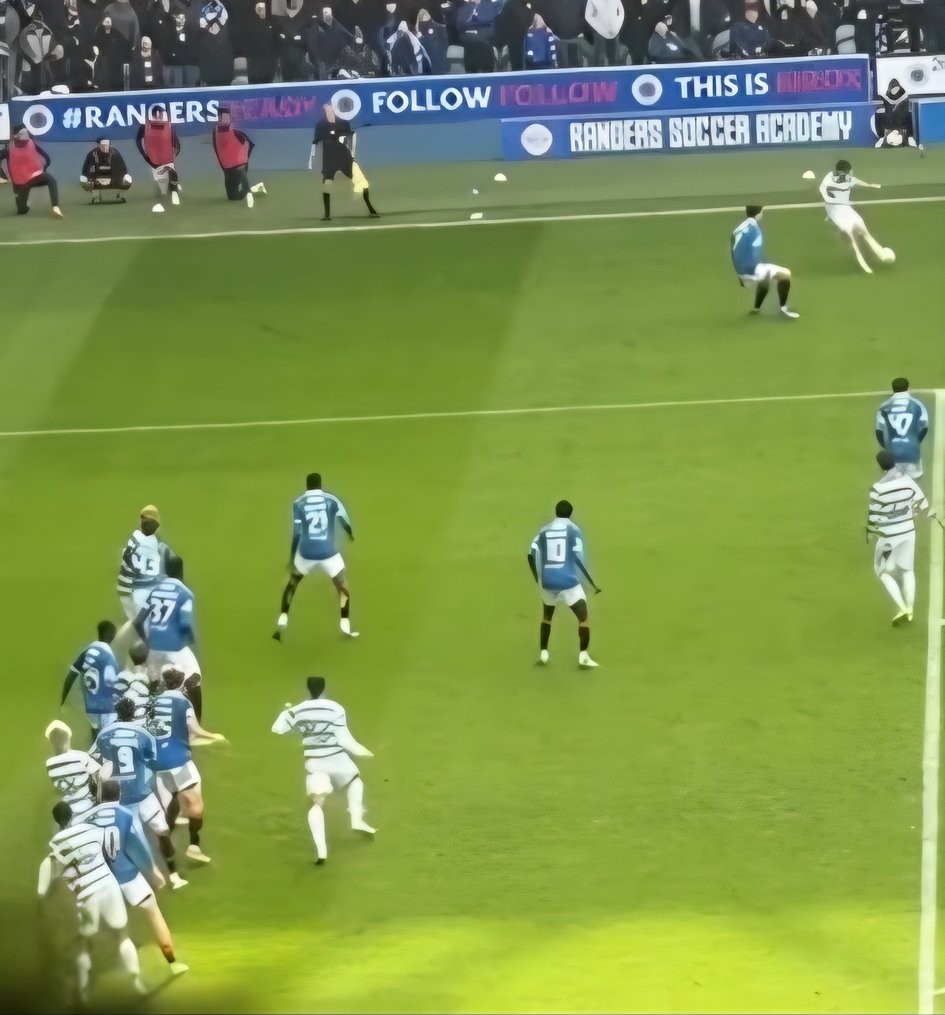 Lisbon Lion tweet media