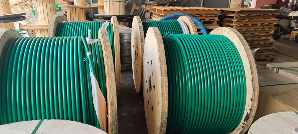 Sunlightweld's tweet image. Copper Clad Steel Stranded Conductor with PVC Insulation combines the tensile strength of steel with the high conductivity of copper-Made from 99.9% copper for optimal electrical performance.
Explore full conductor range: sltup.com/Copper-Bonded-…
#Sunlightweld #FactoryDirectSale