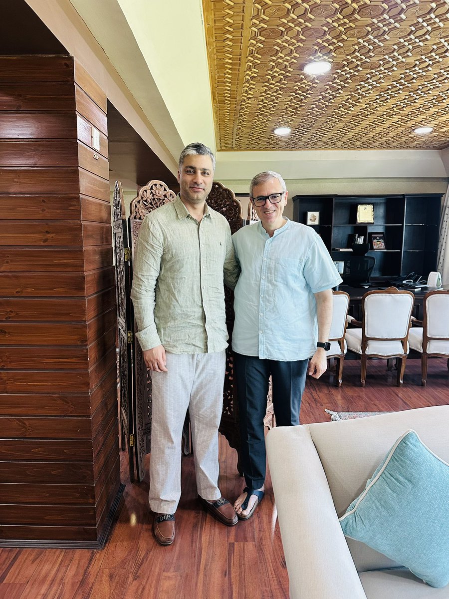 Arif Mattoo tweet media