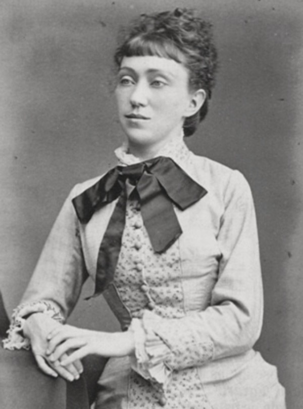 Josephine Weinlich va ser una de les primeres dones a dirigir professionalment una orquestra. Va fundar i liderar la Wiener Damenkapelle, formada exclusivament per dones.