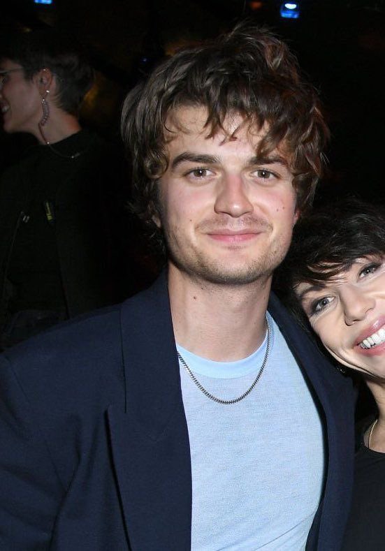 Annabel 🍎🎸⭐️ tweet media