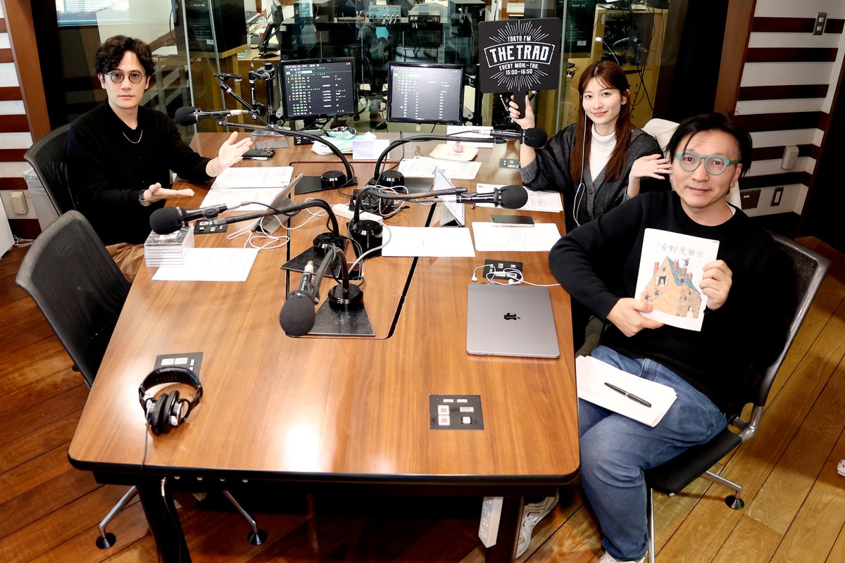 THE TRAD tweet media