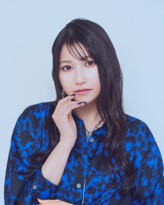 ❤️#メダかわ 最新刊発売まであと1週間❤️

#黒岩メダカに私の可愛いが通じない 
第23巻は3月17日(火)発売‼️

旭のキスから始まる激動の第23巻🎢

さ・ら・に‼️
アニメ2期に向けた特別企画💕
23巻の帯についてくる応募券から
湘南旭役 #雨宮天 さんのサイン入り色紙が
5名様に当たる🎁 