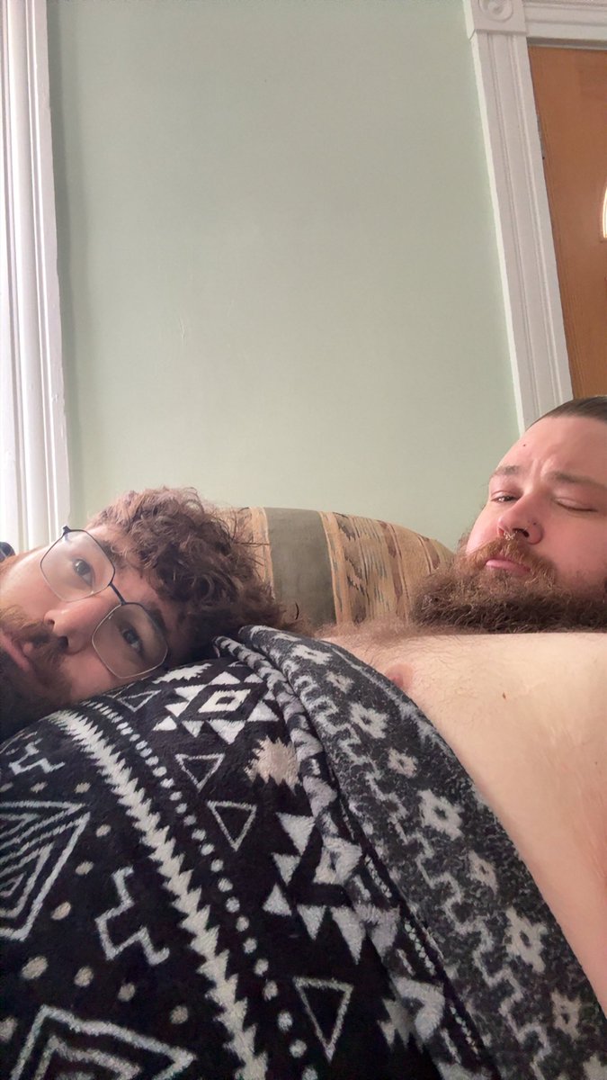 fredweena tweet media