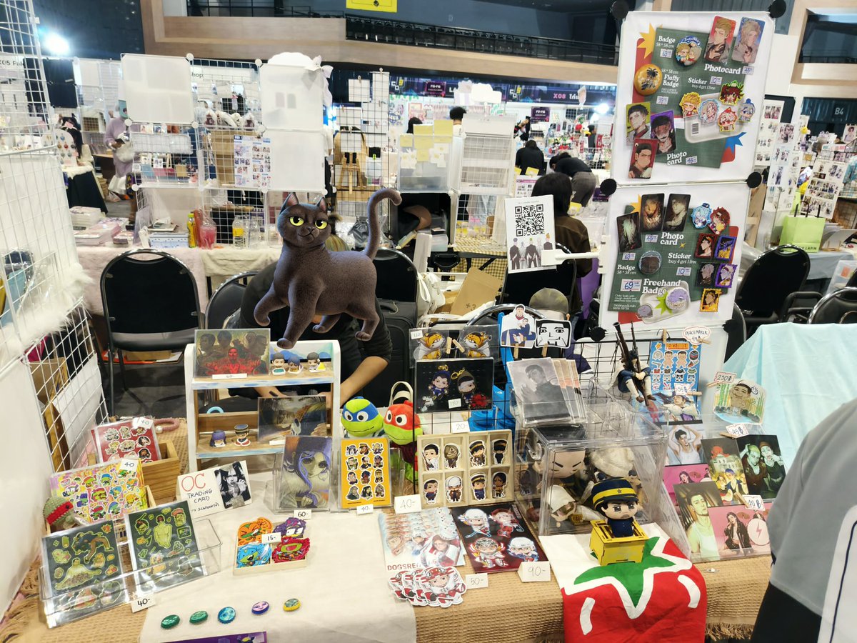 First time at CQ9 being a seller and doing cosplay(and i chose Joker ogata for my first time tf). Also, I met a lot of oomfs. I was so happy to see you all😝 ตลกหรา