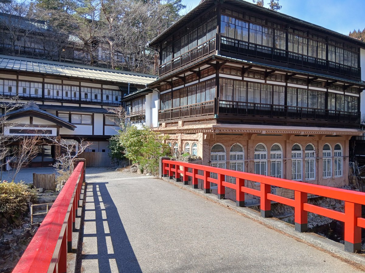 akito3789's tweet photo. ゴルフ場が急な雪でクローズになったんで近くの四万温泉で温泉ざんまい！ https://t.co/boAHsmtcY1