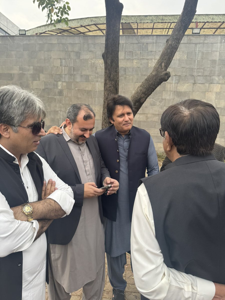 BarristrUKNiazi's tweet photo. Islamabad high court https://t.co/pYJiLn4nX8