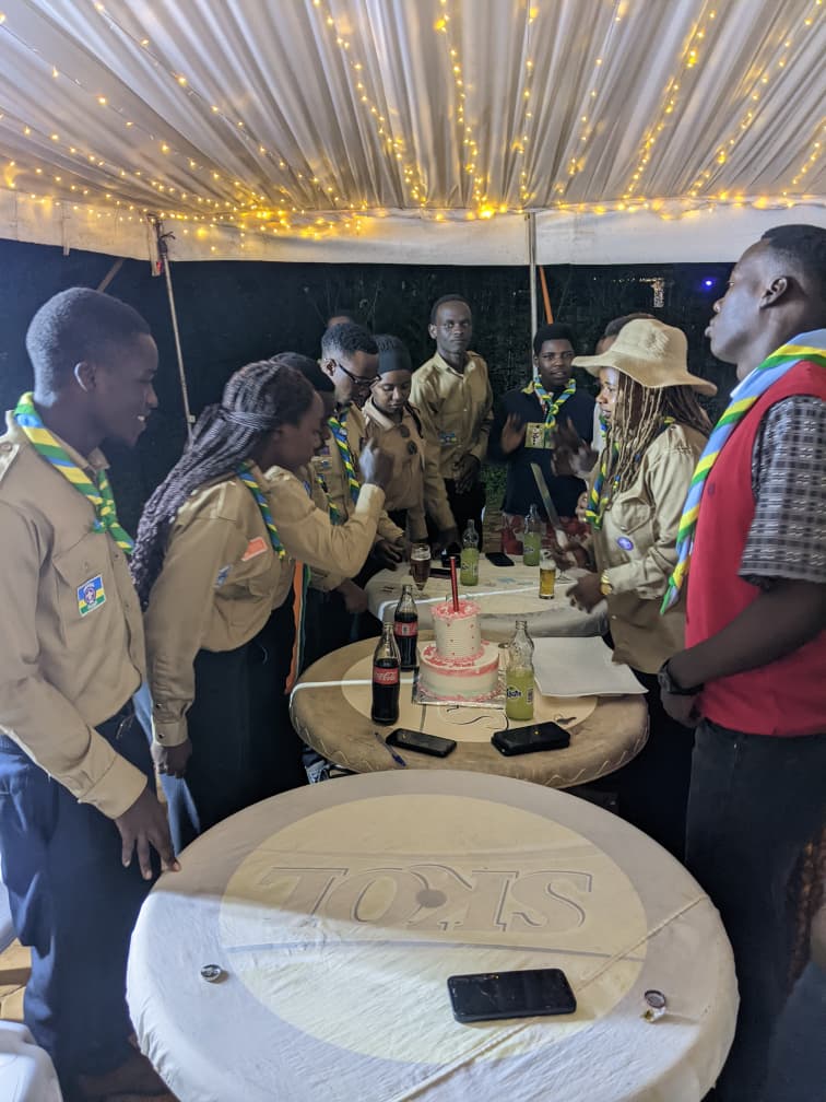 CoatiUrce250's tweet photo. Yesterday, Clan Coati Stoique – University of Rwanda, College of Education (Rukara Campus) successfully concluded the Scout Week.
Activities included a hiking trip through the hills where we learned about environmental protection and conservation. https://t.co/E5vin1ToTE