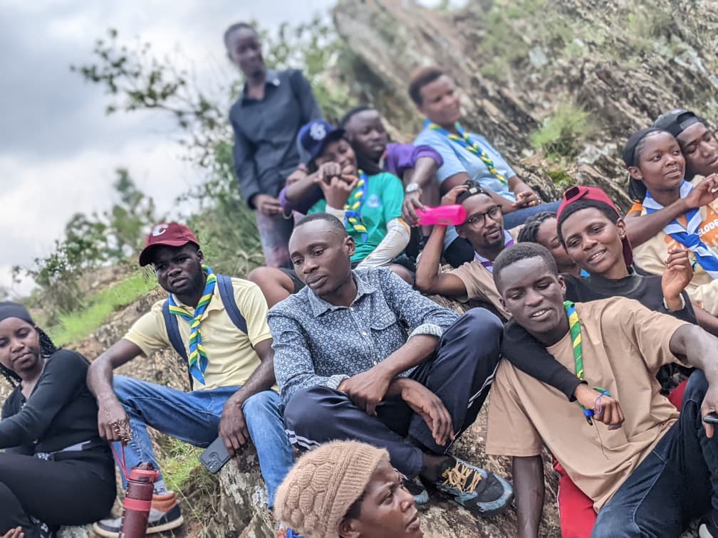 CoatiUrce250's tweet photo. Yesterday, Clan Coati Stoique – University of Rwanda, College of Education (Rukara Campus) successfully concluded the Scout Week.
Activities included a hiking trip through the hills where we learned about environmental protection and conservation. https://t.co/E5vin1ToTE