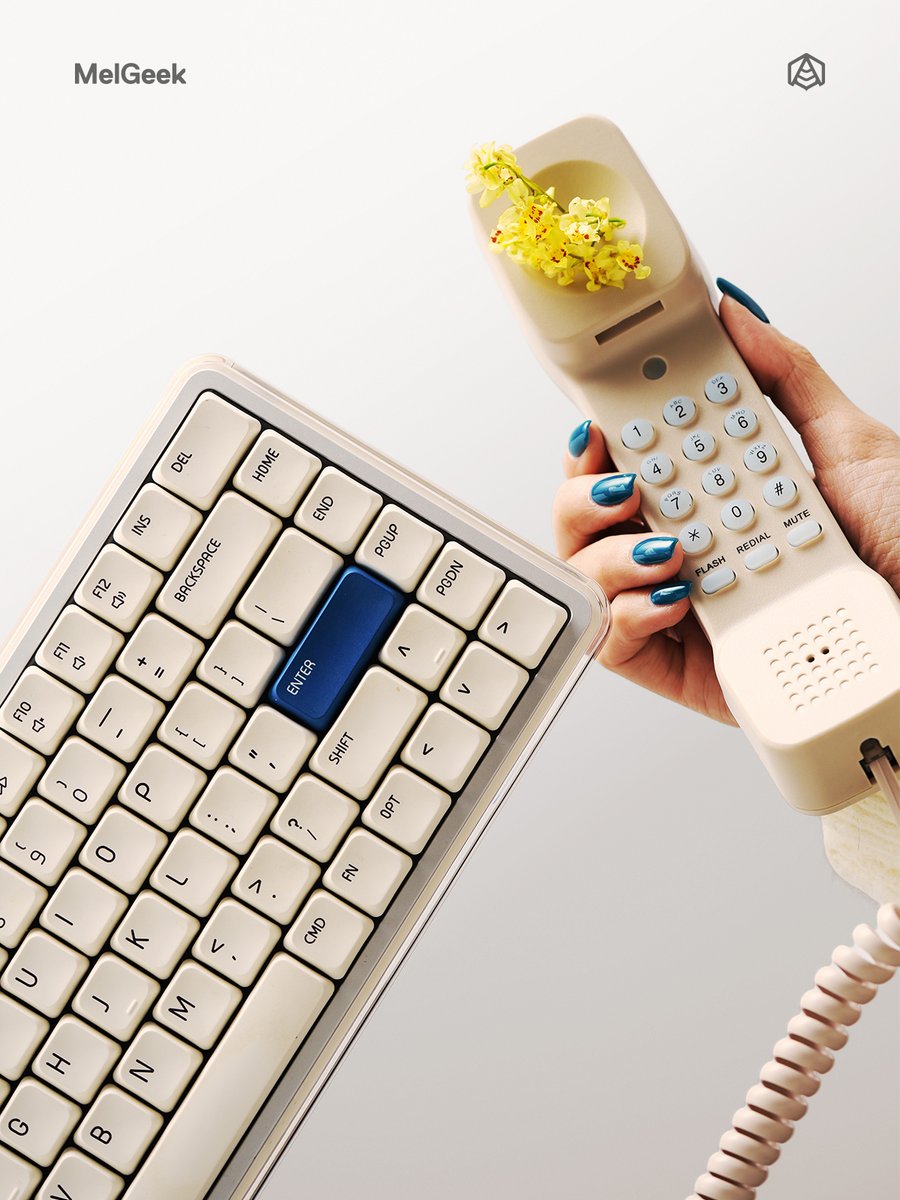 MelGeekworld's tweet image. Spring Wandering: Inhaling O2, crafting my own narrative logic. 🌿

Feel free to share your perspective of spring in the comments!

#Melgeek #O2 #springvibe #OxygenBoost #SpringAesthetics