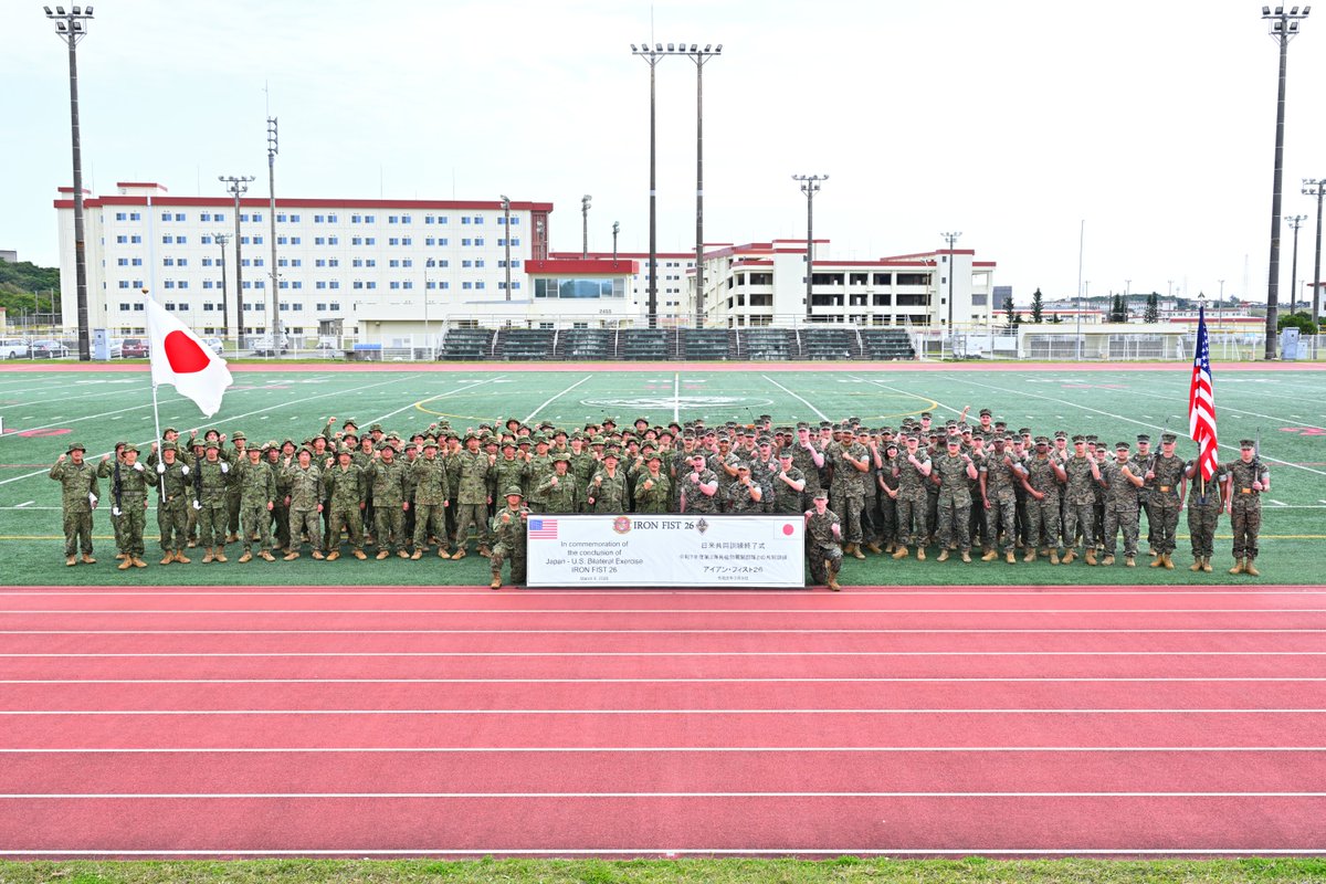 jgsdf_gcc_ardb's tweet photo. 【IF26 ⑮】
#ARDB and ⅢMEF conducted the closing ceremony of exercise #IF26. We have enhanced the bilateral cooperation and response capability through this exercise. ARDB continues to grow to maintain and ensure the Free and Open Indo-Pacific. https://t.co/F3FkKm3463