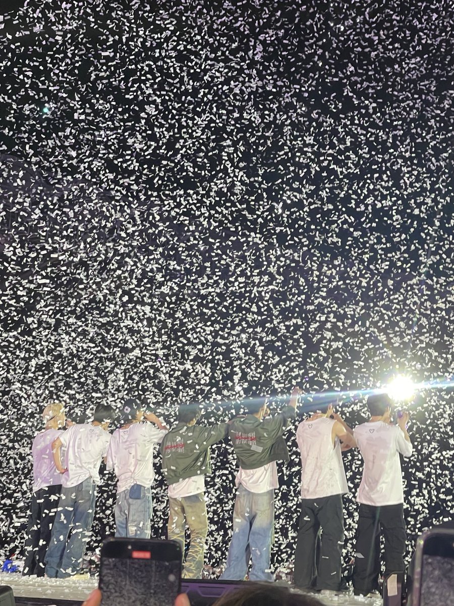 ً 🦊ིྀི tweet media