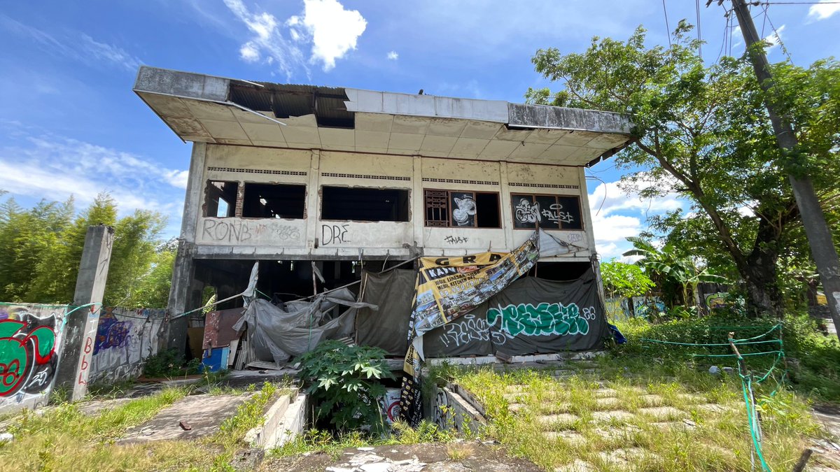 dari pada ini itu tweet media