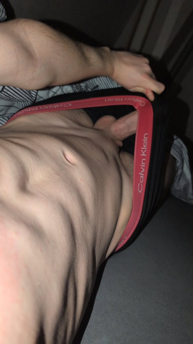 hisass4dessert tweet media