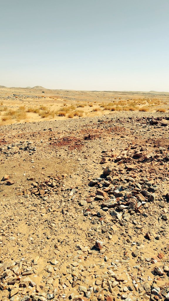 WhatsApp dan bir arkadaşla olan mesajları gördüm fotoğraflar felan.. 5 yıl önceki bir ss Rahmetli hatunla konuştuğumuz bir insanın bir insanı sevebileceği max level neyse onu yaşamışız.. Lakin gelinen nokta ciddi ciddi çöle düştük...