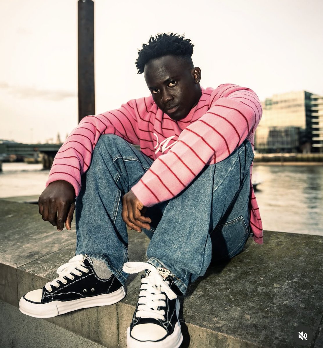 ÅŸ0𝕸Į𝕯Ē💜👟 tweet media