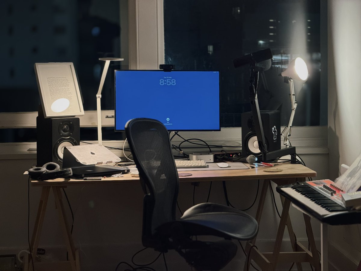 Maxwell Young tweet media