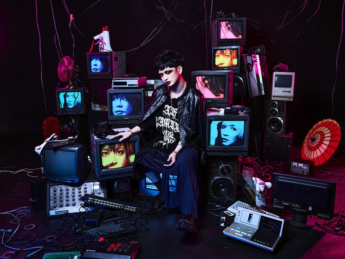 Vijuttoke's tweet photo. 『NEWS』
BugLug、16周年ライブを経て7月8日にニューシングル『Original Not Found』リリース決定!!
https://t.co/Q13z1dnWex
#BugLug #OriginalNotFound
#Vijuttoke https://t.co/kAZeVOJnH1