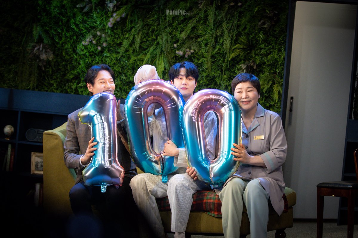 elmolovescoffee's tweet photo. 렌즈 후드, 렌즈 가방 등의 구성품은 모두  있으나, 렌즈 가방의 끈만 사라진 상태입 니다.
육안 상 제품에 보이는 기스나 하자 등은 없습니다.

해당 렌즈로 찍은 사진 첨부합니다! https://t.co/kq6i7AV5WV