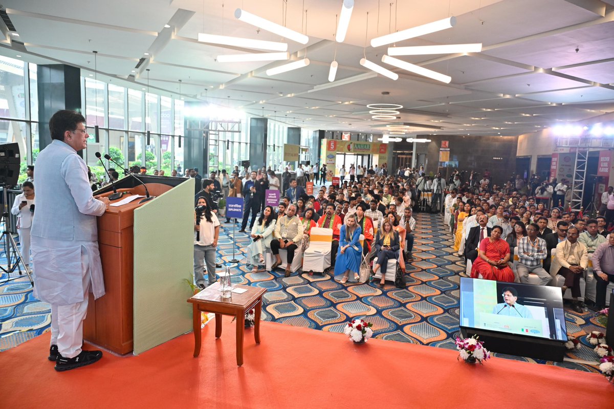 Piyush Goyal tweet media