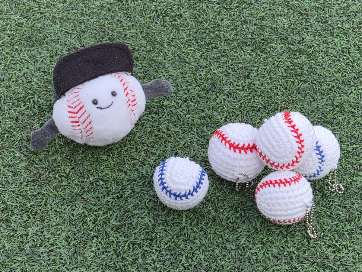 0nz_lions's tweet photo. #rt
WBC 대한민국 8강 진출 기념!
직접 뜬 뜨개 야구 키링 나눔합니다!

⚾삼팬 3분(파란색)
⚾ 그 외 전 구단 팬 3분(빨간색)

당발은 14일 자정에 진행하겠습니다! https://t.co/oNnlhANT2S