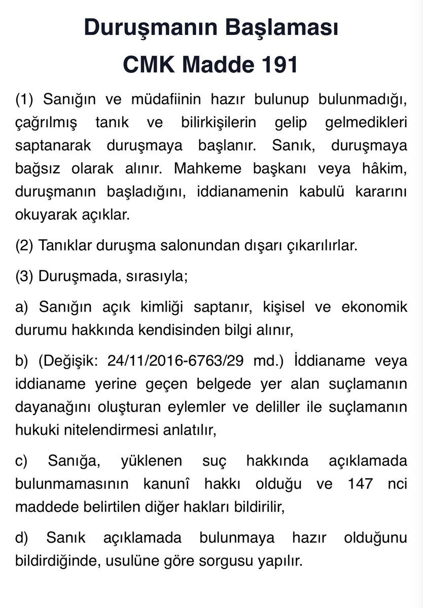 MTanal's tweet photo. CMK 191 madde:
Sanık duruşmaya bağsız olarak alınır ve duruşma bu şekilde başlar.

Bugün de duruşma, Ekrem İmamoğlu ve avukatlarının hukuka dayalı itirazları sonucunda, kanuna uygun şekilde başlatılmıştır.

Askerler geri çekilmiş, sanıkların etrafındaki baskı kaldırılmış ve duruşma CMK 191’e uygun olarak başlamıştır.

Hukuk hatırlatıldığında, kanunun üstünlüğü bir kez daha ortaya çıkmıştır.