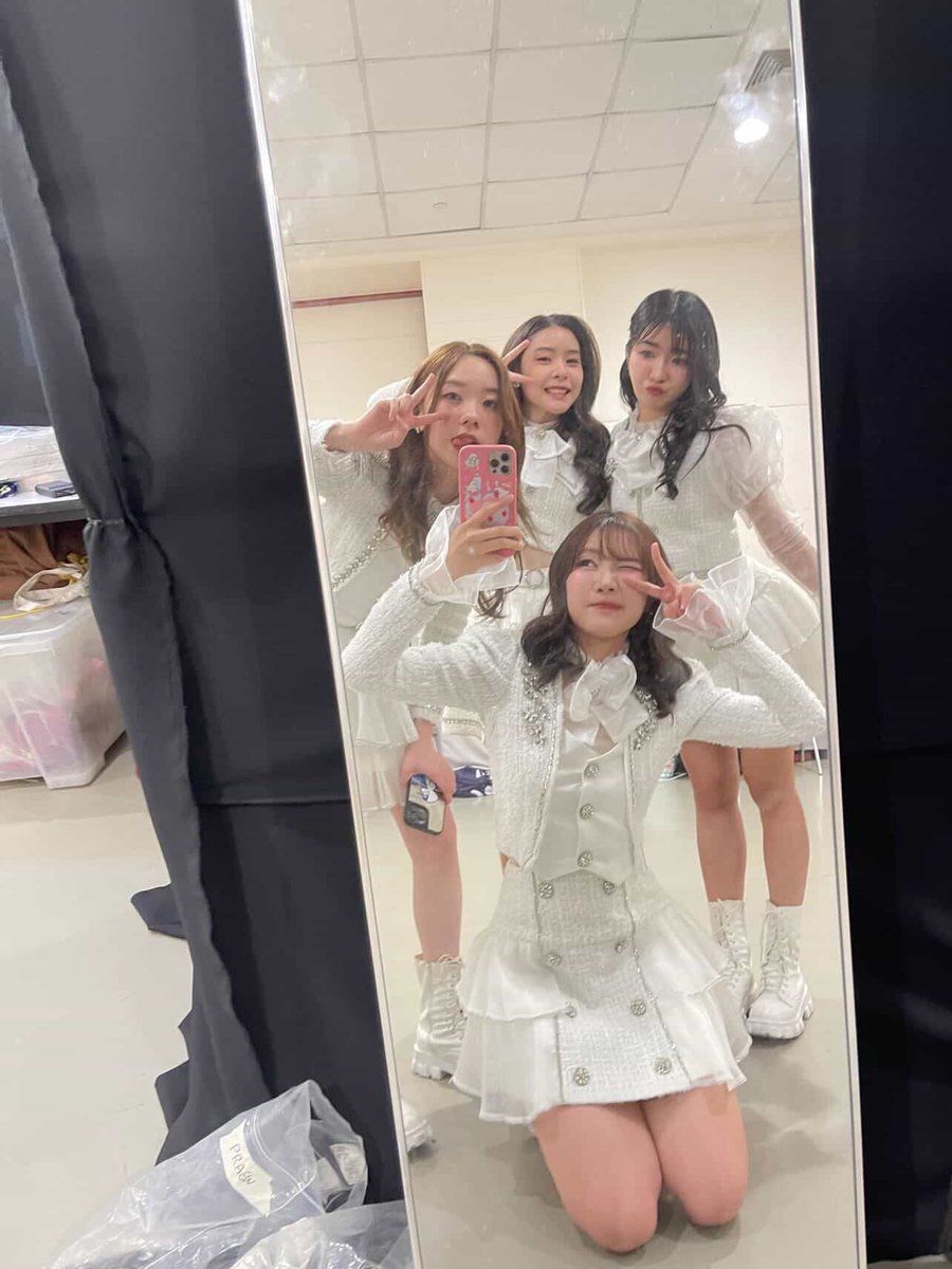 withpunn_______'s tweet photo. PUPE’s IG Broadcast 

🥰

#punn 
#PUPÉJiradapa
#JennisOprasert
#Istarwaan https://t.co/uMD6e4DdCH