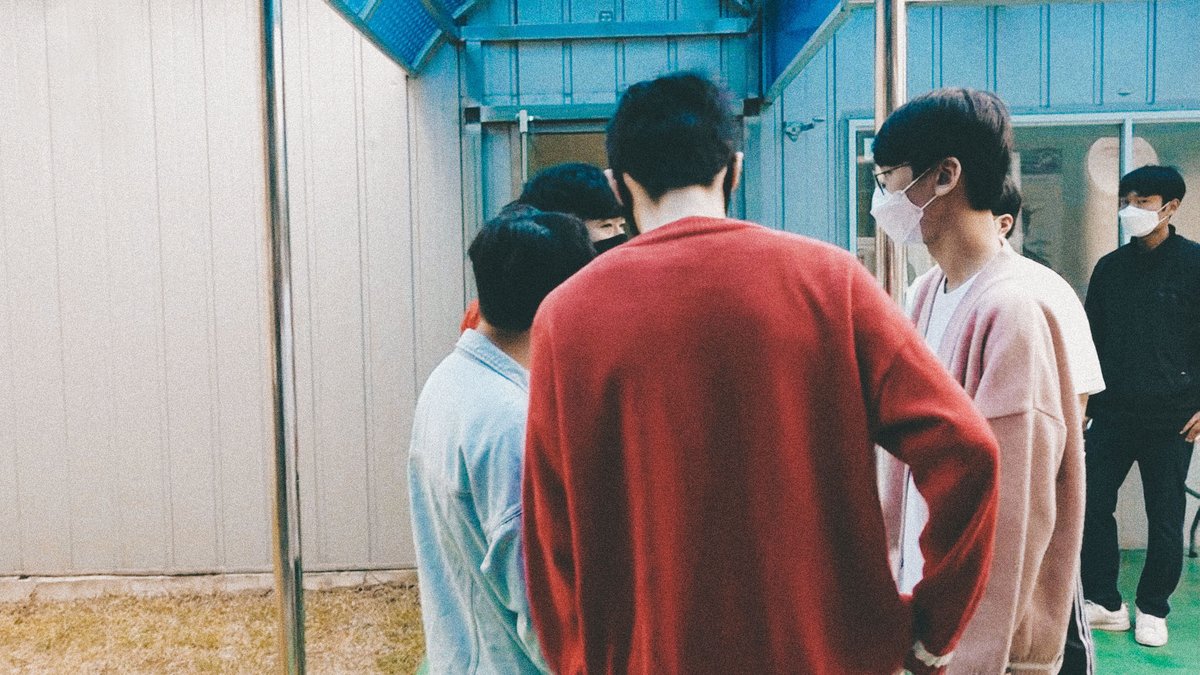 doramjwi_'s tweet photo. time for DRX20 — got tears in my eyes while editing it 🥲

link for the rest (84 images)
🔗https://t.co/ivGMVRhcAW https://t.co/Vu73ggmGxX