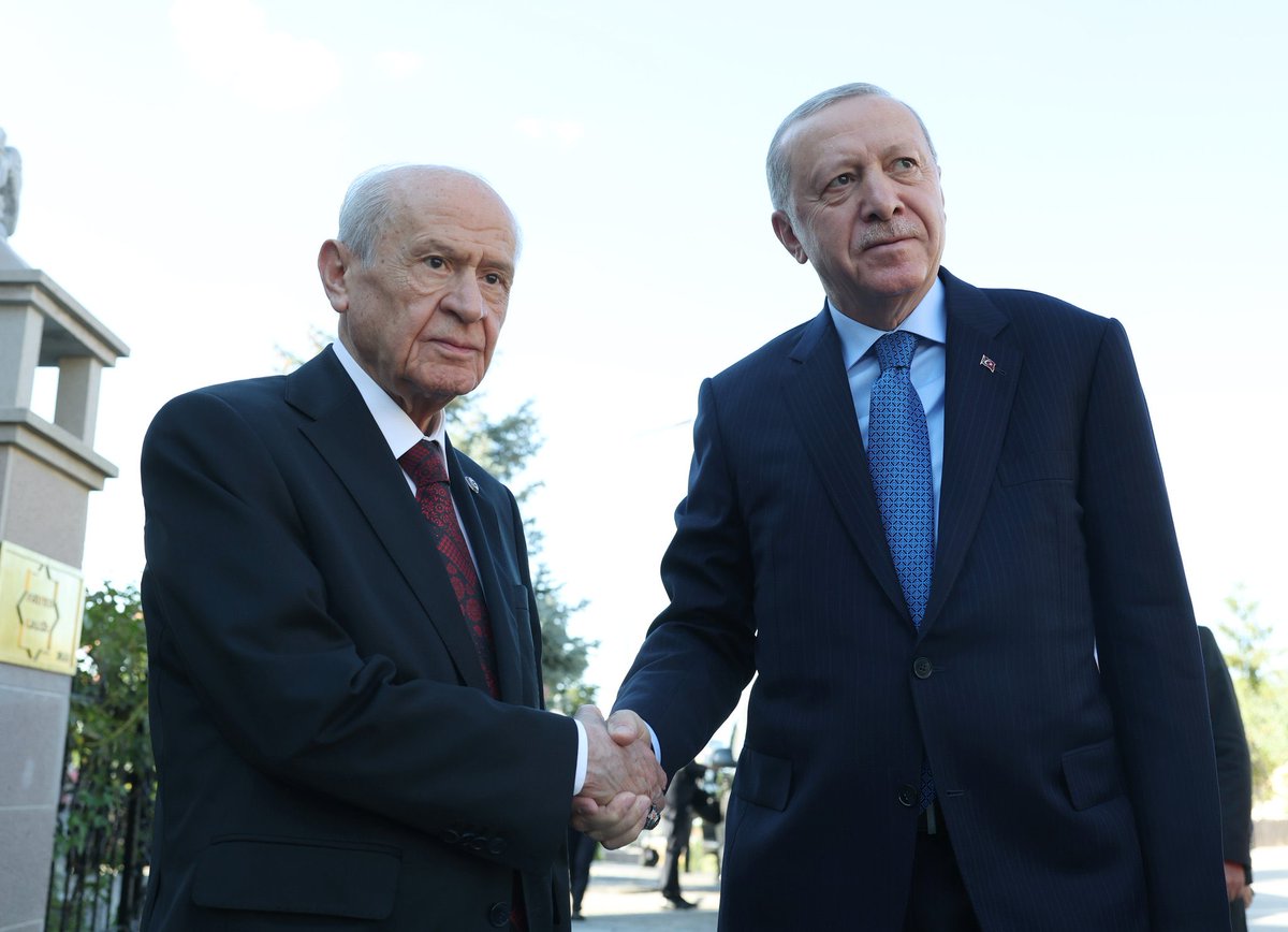 sertel_selim's tweet photo. Cumhur İttifakı ahlaki, manevi ve milli mücadelesini inançla sürdürecektir.

Liderimiz Sayın Devlet Bahçeli https://t.co/ehlPYZrVcW