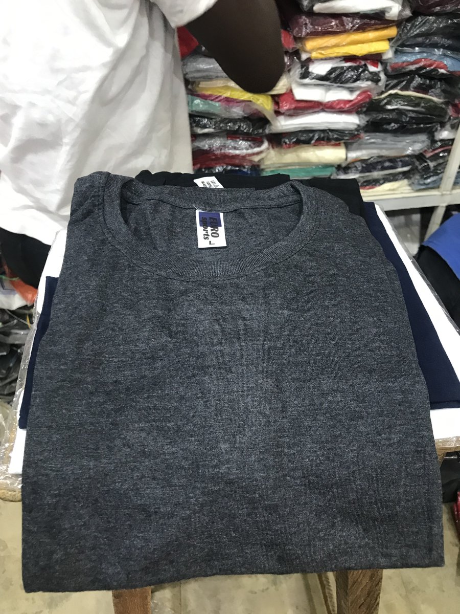 T-shirtfrommakis tweet media