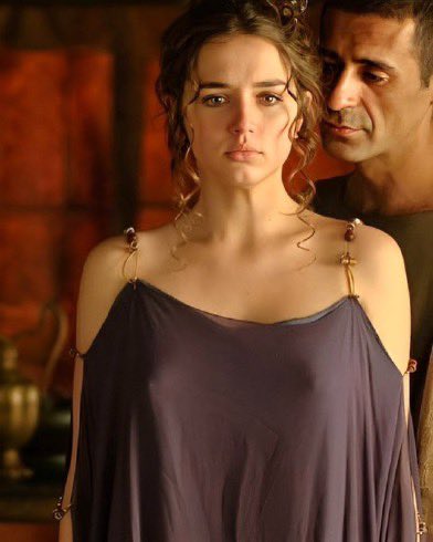 Malkia Nyuki 👑 tweet media