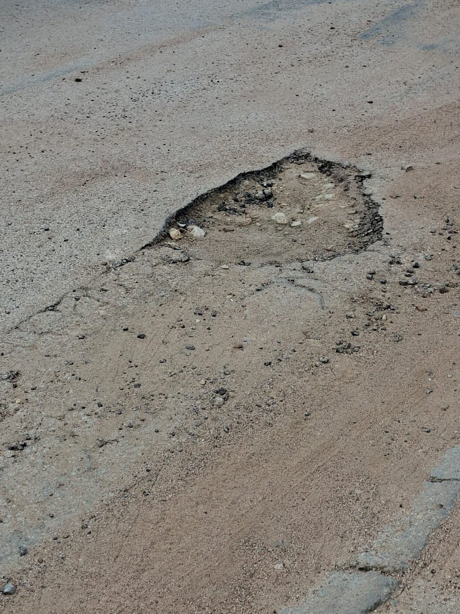 StyleUnlimited's tweet photo. @NtseiSky In front of a primary school in Ladanna. These potholes have been there since November last year. @PolokwaneMuni doesn’t care🚮🚮🚮 https://t.co/U8S2Mjr1Om