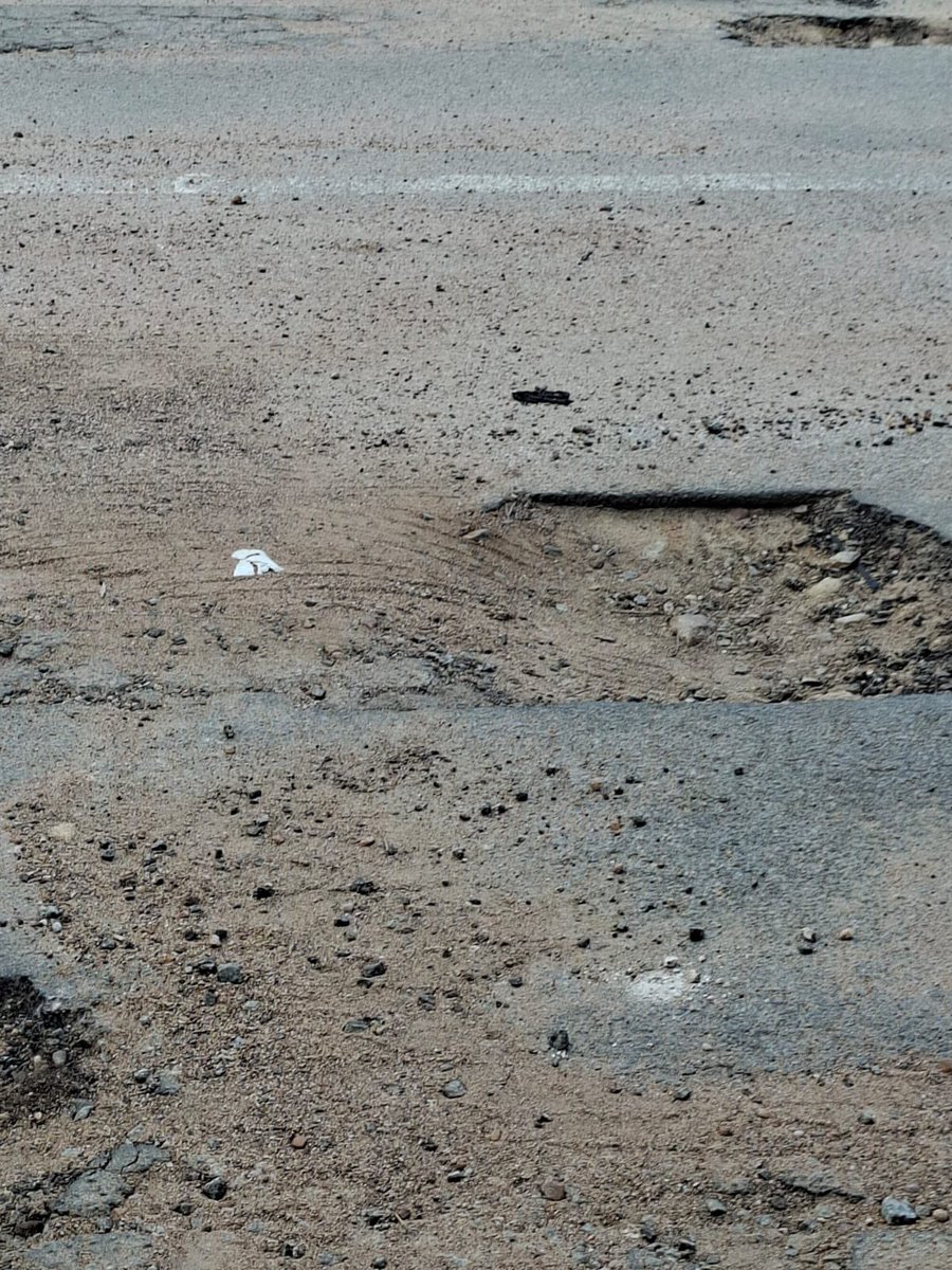 StyleUnlimited's tweet photo. @NtseiSky In front of a primary school in Ladanna. These potholes have been there since November last year. @PolokwaneMuni doesn’t care🚮🚮🚮 https://t.co/U8S2Mjr1Om